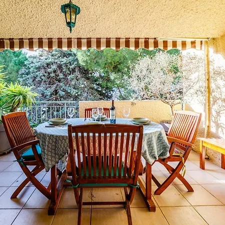 Apartment A Deux Pas De La